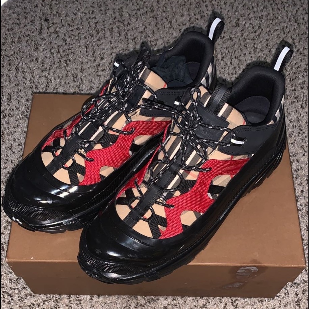 Burberry Shoes